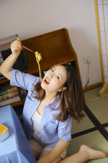 洪卓立个人资料